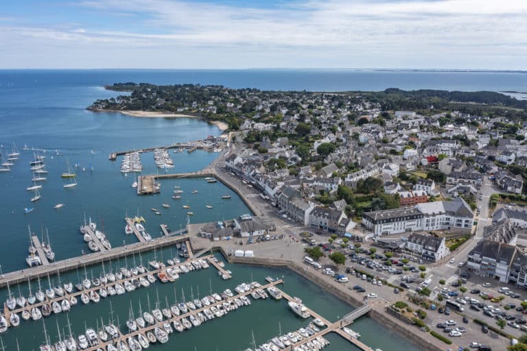 Vue aérienne du port de La Trinité-sur-Mer.